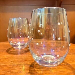 Iridescent Stemless Glasses with Pearl Detailing